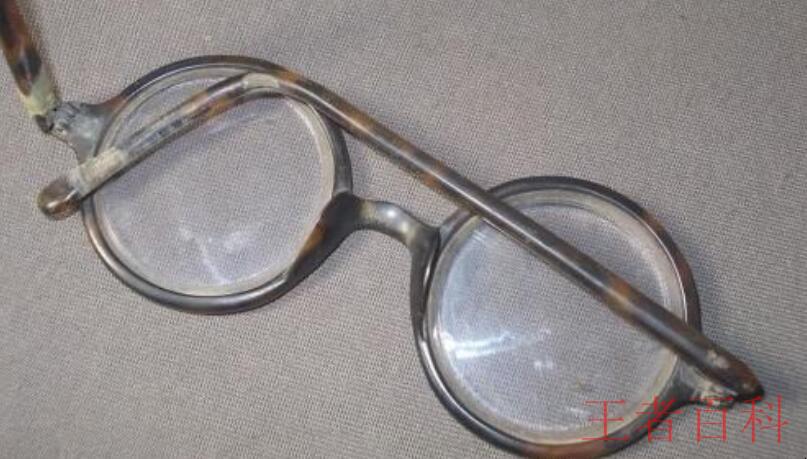 旧眼镜
