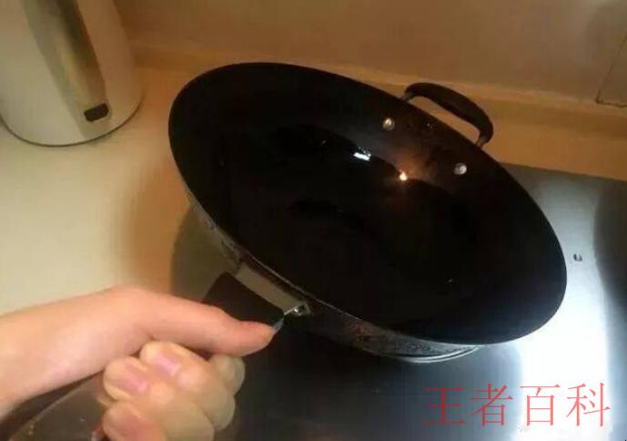 铁锅擦后有黑色正常吗
