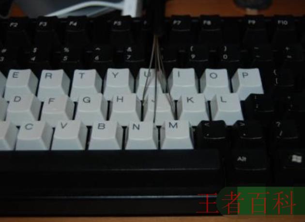 机械键盘键帽怎么拆