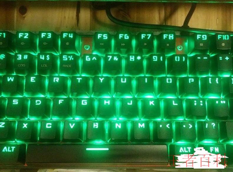 如何设置机械键盘背光灯