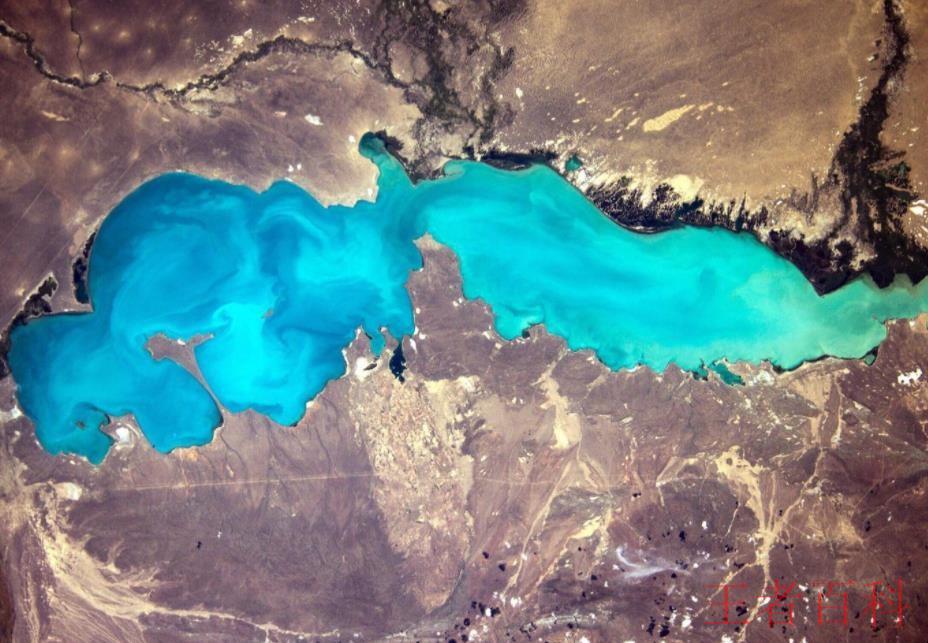 巴尔喀什湖