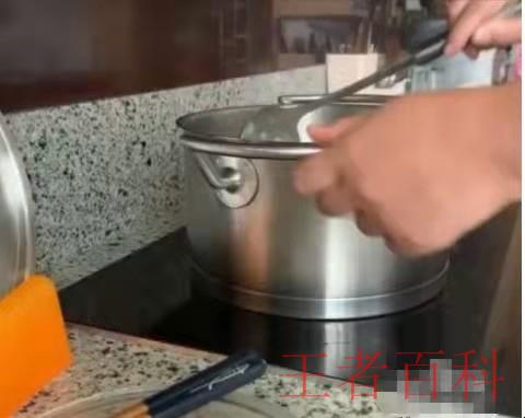 虾仁玉米粥的做法