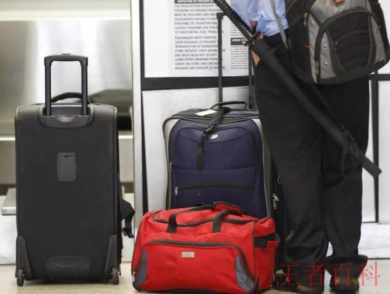 飞机行李箱尺寸要求多少寸托运