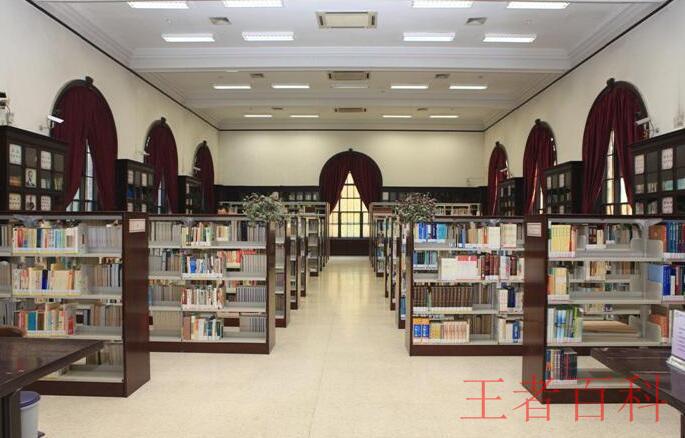 武汉大学图书馆外人可以进吗